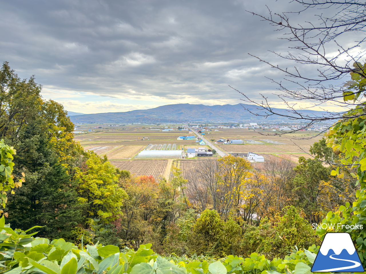 ローカルな展望台に、美味しいグルメ…。ちょっとディープな秋の深川市を電動アシスト自転車『ADO Air Carbon』でサイクリング旅(^^)/